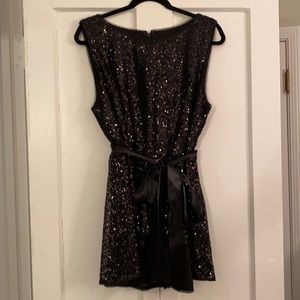 Adrianna Papell sequin top